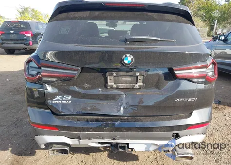 2022 BMW X3 xDrive30I z USA, uszkodzony, nr VIN 5UX53DP05N9M74053